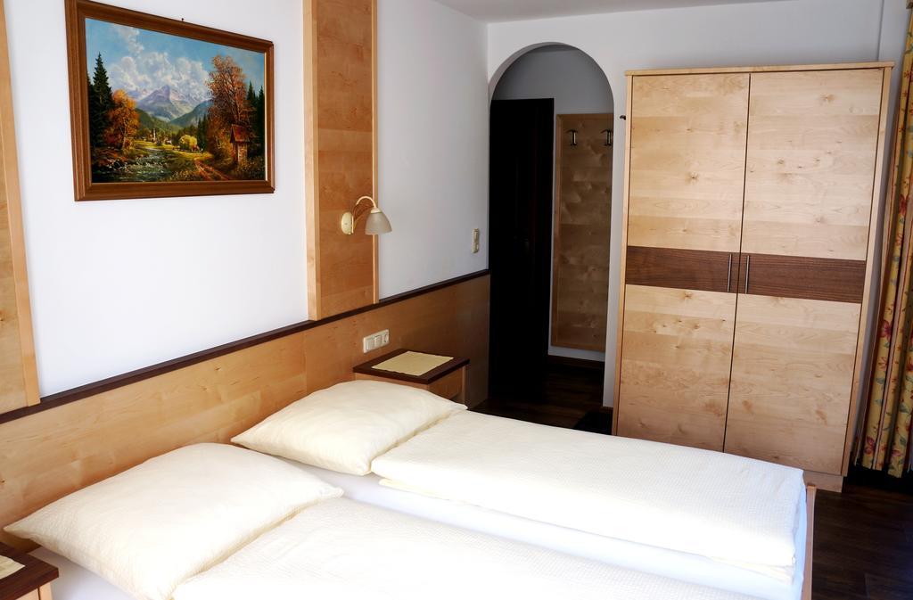 Apartamento Roasnerhof Finkenberg Habitación foto